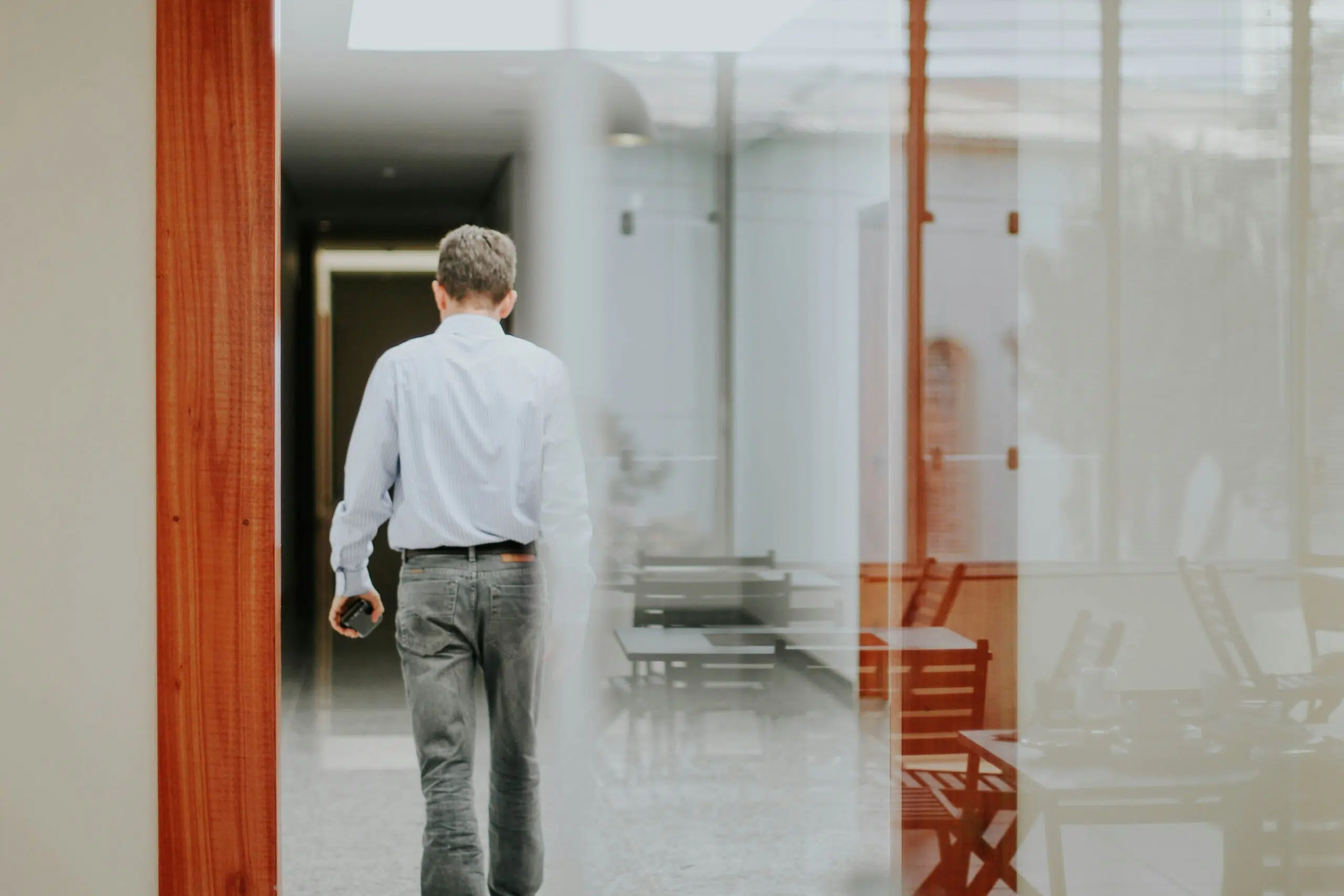 an accountant in his office | Cohesion an accountant in his office